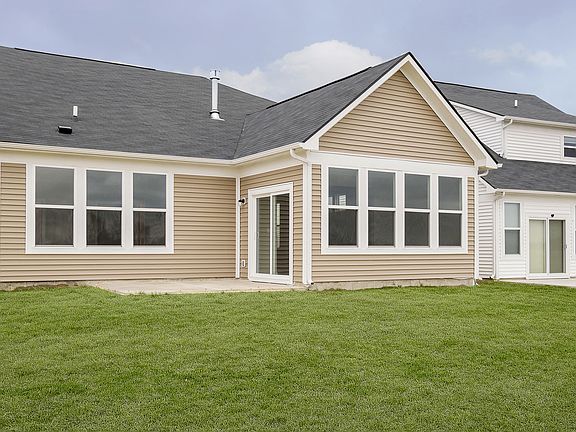 4th image of 877 Tuxedo Dr