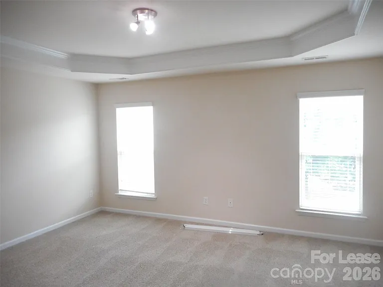 5860 Glassport Ln — Photo 14