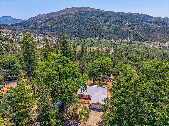 3rd image of 9591 Lassen Dr