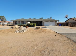 22385 Cholena Rd, Apple Valley, CA 92307