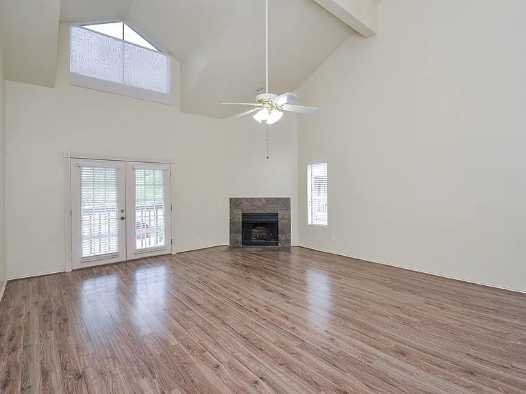 2023 Gentryside Dr #306 — Photo 8