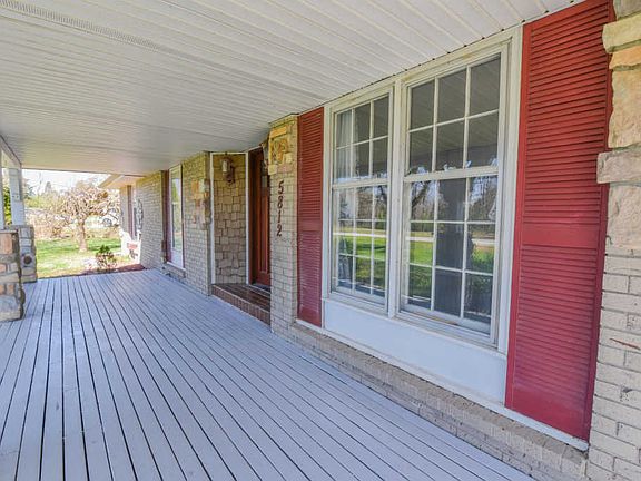 4th image of 5812 S Woodcliffe Dr