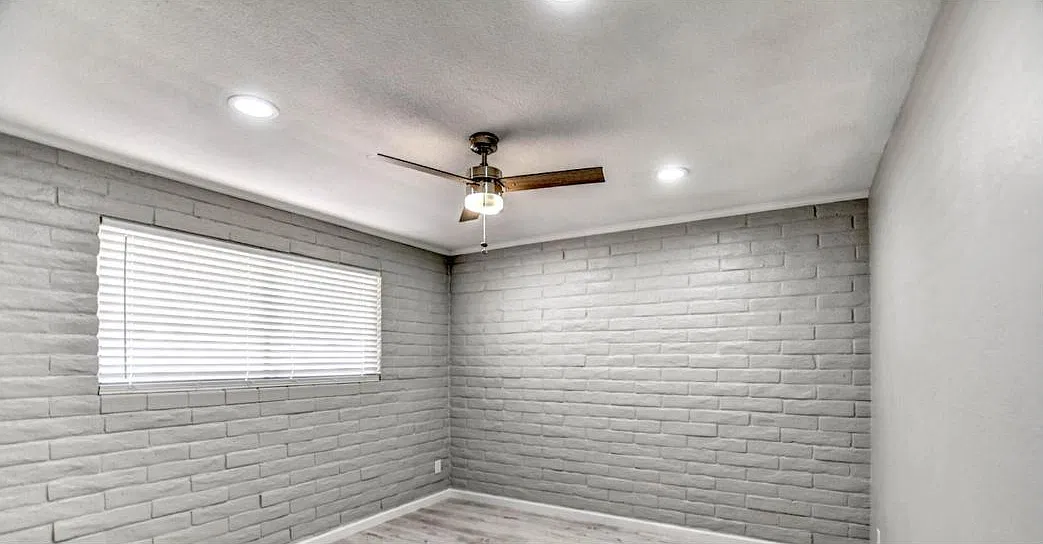 2 bed, 884 sqft, $1,500 — Photo 3