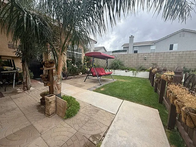 39516 Primrose Ct — Photo 4