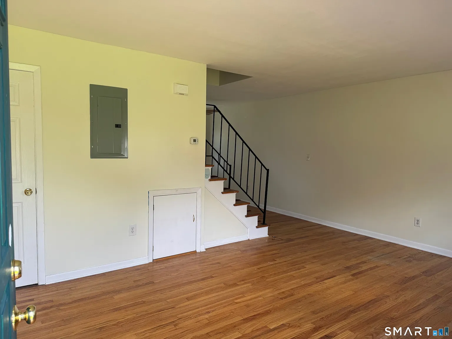 2 bed, 1.0 bath, 1200 sqft, $2,500 — Photo 4