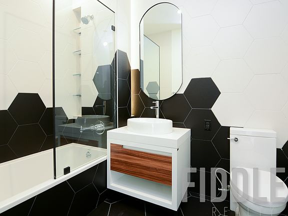 5th image of 10 Montieth St APT 509