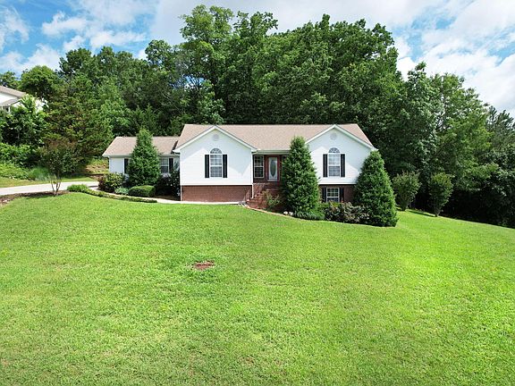 4th image of 1454 Benjamin Cir NW