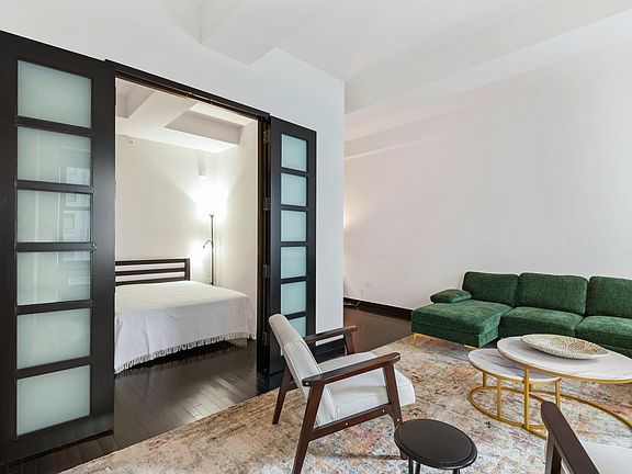 3rd image of 20 Pine St APT 2602