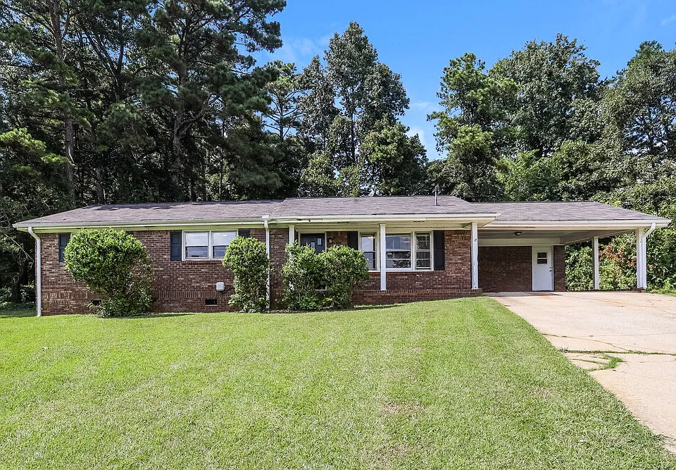 4036 N Bent Pine Ct