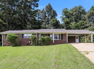 4036 N Bent Pine Ct, Douglasville, GA 30135