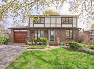 408 Handley Cres, Newmarket, ON L3Y 4T4