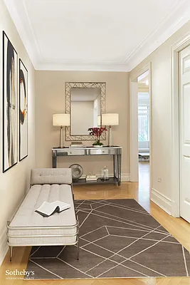 Sold by Sotheby's International Realty | media 2