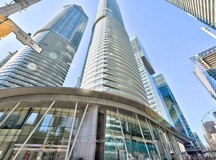 14 York St #802, Toronto, ON M5J 0B1