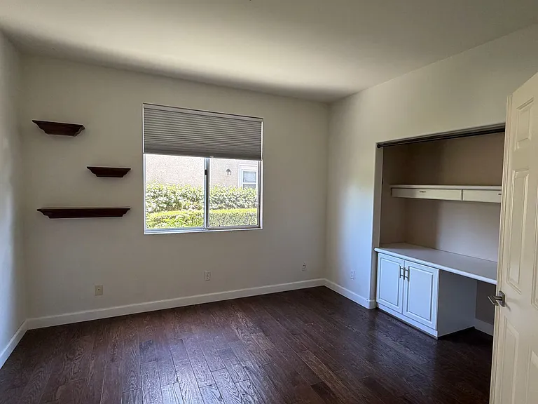 841 Rosebud Dr — Photo 5