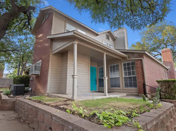 1424 Meadowood Village Dr, Fort Worth, TX 76120