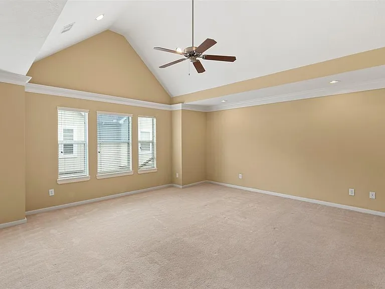 5734A Kansas St — Photo 20