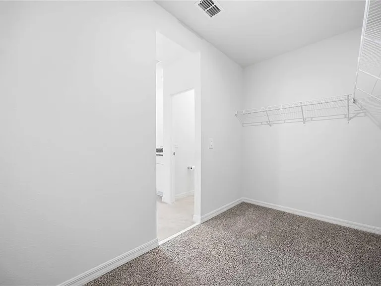 5009 Katrina Dr — Photo 43