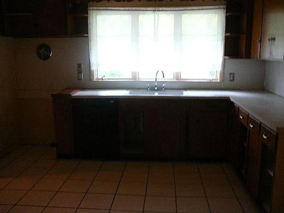 2nd image of 23214 Ranch Hill Dr E