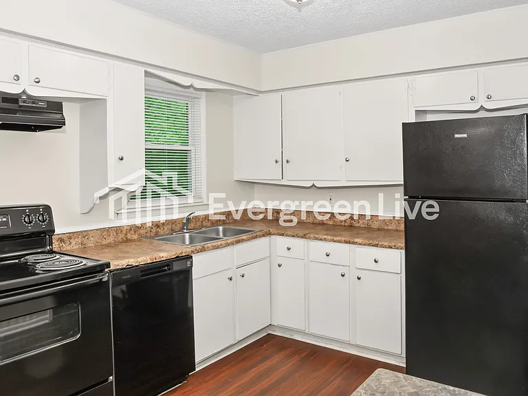 5020 Powell Dr NW — Photo 8