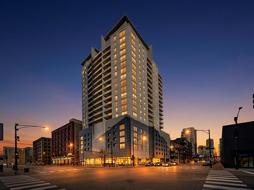 1st image of 330 W Grand Ave APT 1204