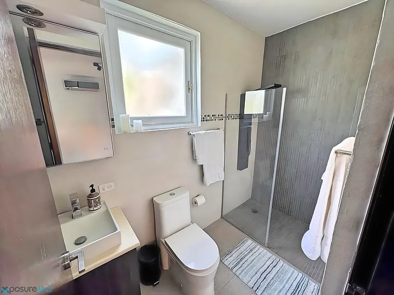 109 Gran Vis — Photo 28