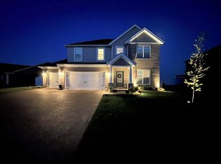 4972 White Chapel Dr, Newburgh, IN 47630