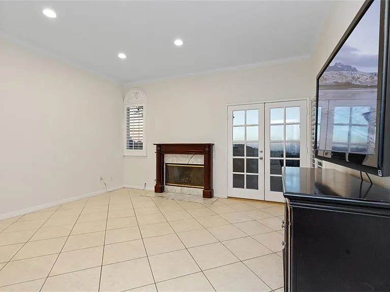 745 S Crown Pointe Dr — Photo 7