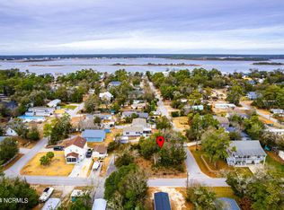 8402 Canal Dr, Emerald Isle, NC 28594