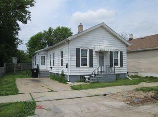 1138 Grand Ave, Racine, WI 53403