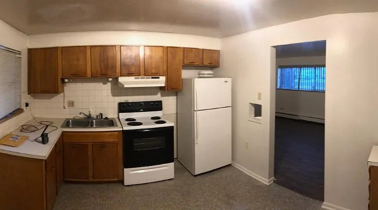 8445 Grandview Ave #3 — Photo 10