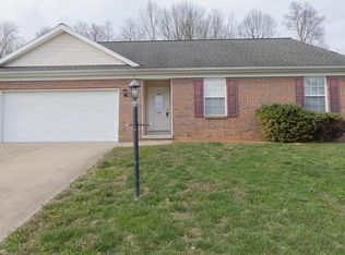 7778 Sandalwood Dr, Newburgh, IN 47630