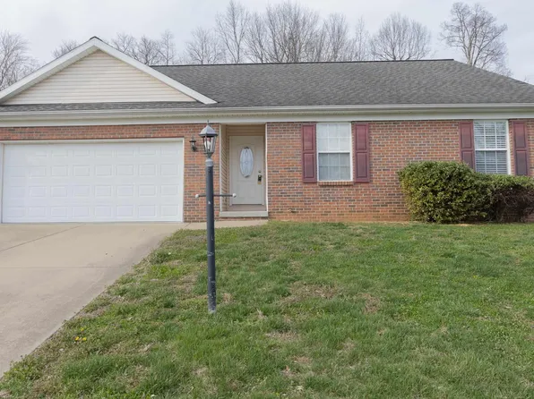 7778 Sandalwood Dr, Newburgh, IN 47630