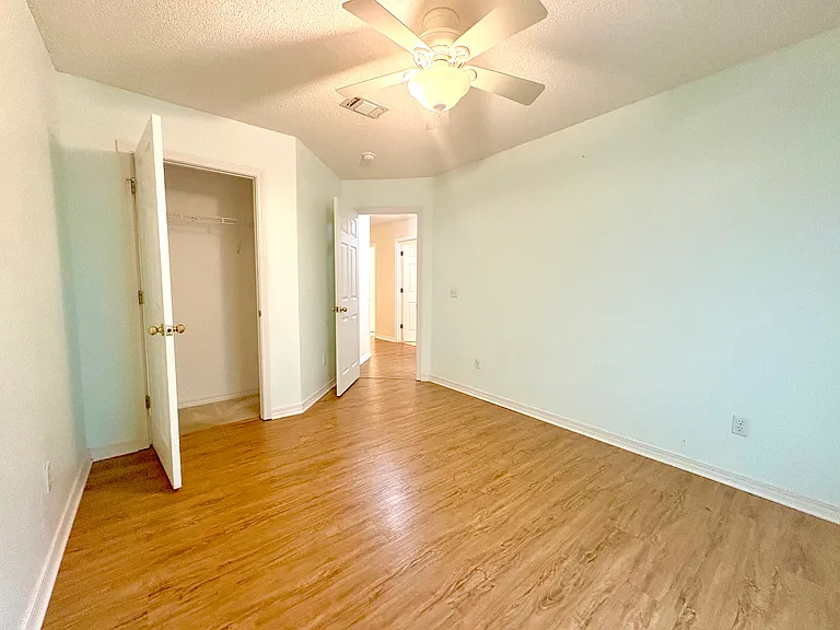 6879 Cedar Ridge Cir — Photo 7