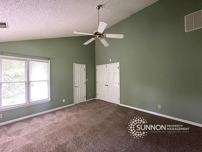 9300 Harris Glen Dr — Photo 27