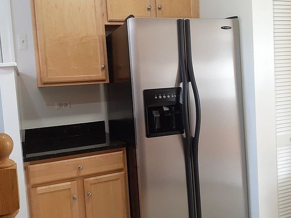5th image of 3045 N Laramie Ave #G