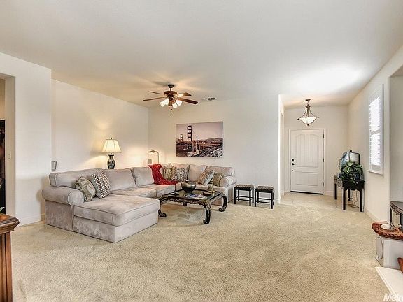 4th image of 4425 Red Sea Ln