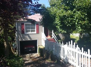 8739 Dayton Ave N, Seattle, WA 98103