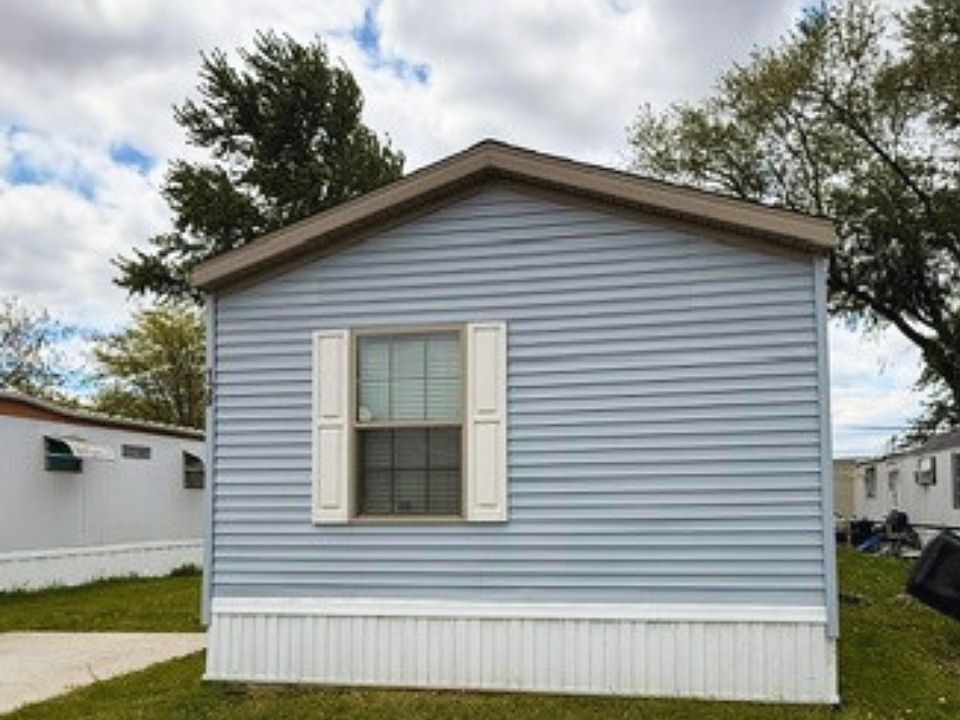 1st image of 1906 Tracy Rd