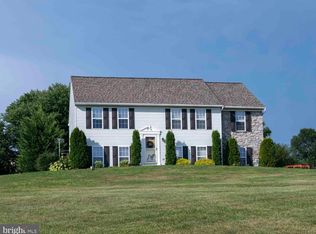386 Fox Hunt Dr, Nottingham, PA 19362