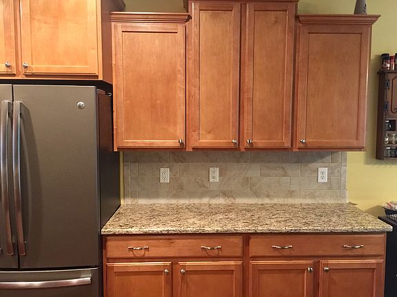5th image of 312 Goldenrod Ct