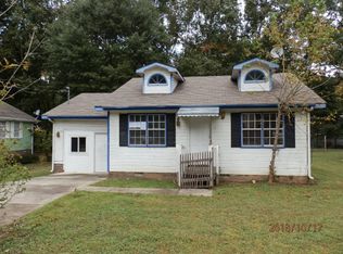 1103 Windsor Dr, Dalton, GA 30721