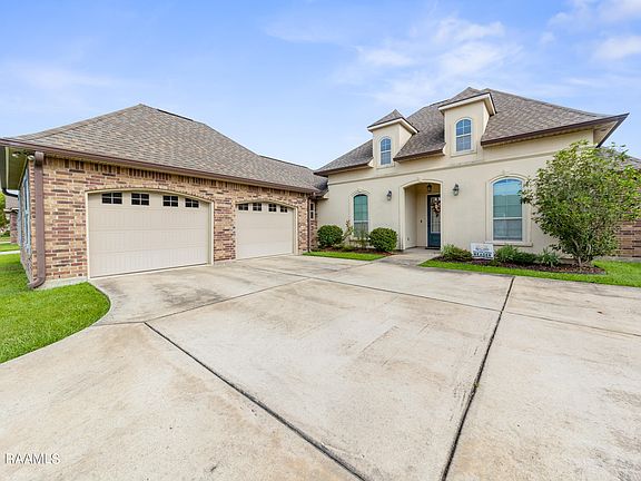 4th image of 204 Meadowland Dr