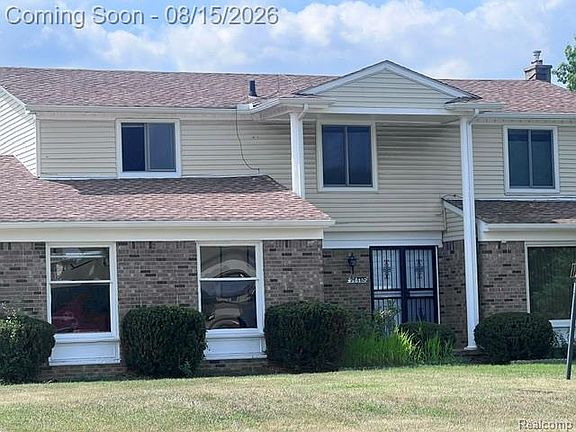 2nd image of 28665 Hallcroft Ct