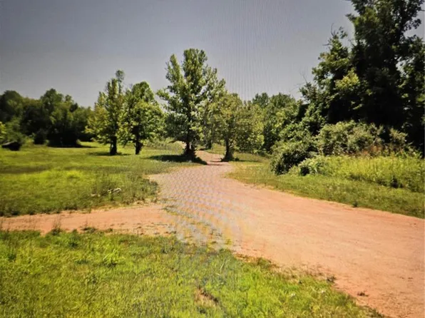 10025 Peacock Rd, Blackwell, MO 63626