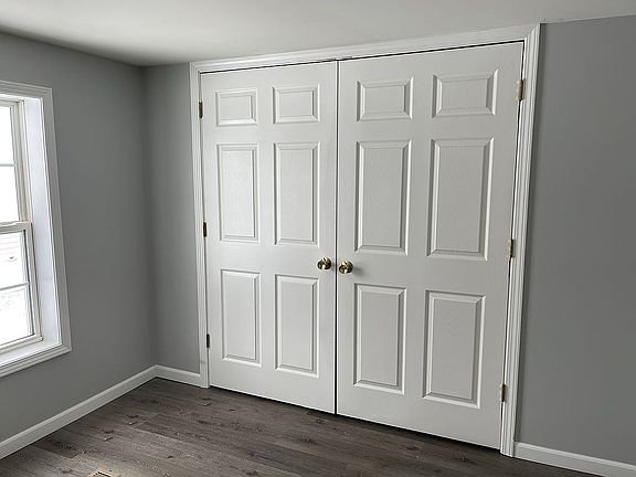 4th image of 4758 Berrywood Dr W