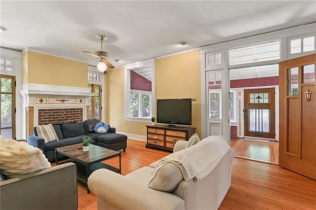 6 bed, 3.0 bath, 3122 sqft, $7,500 — Photo 3