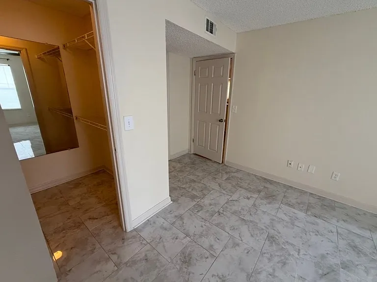 4512 Commander Dr #1712 — Photo 11