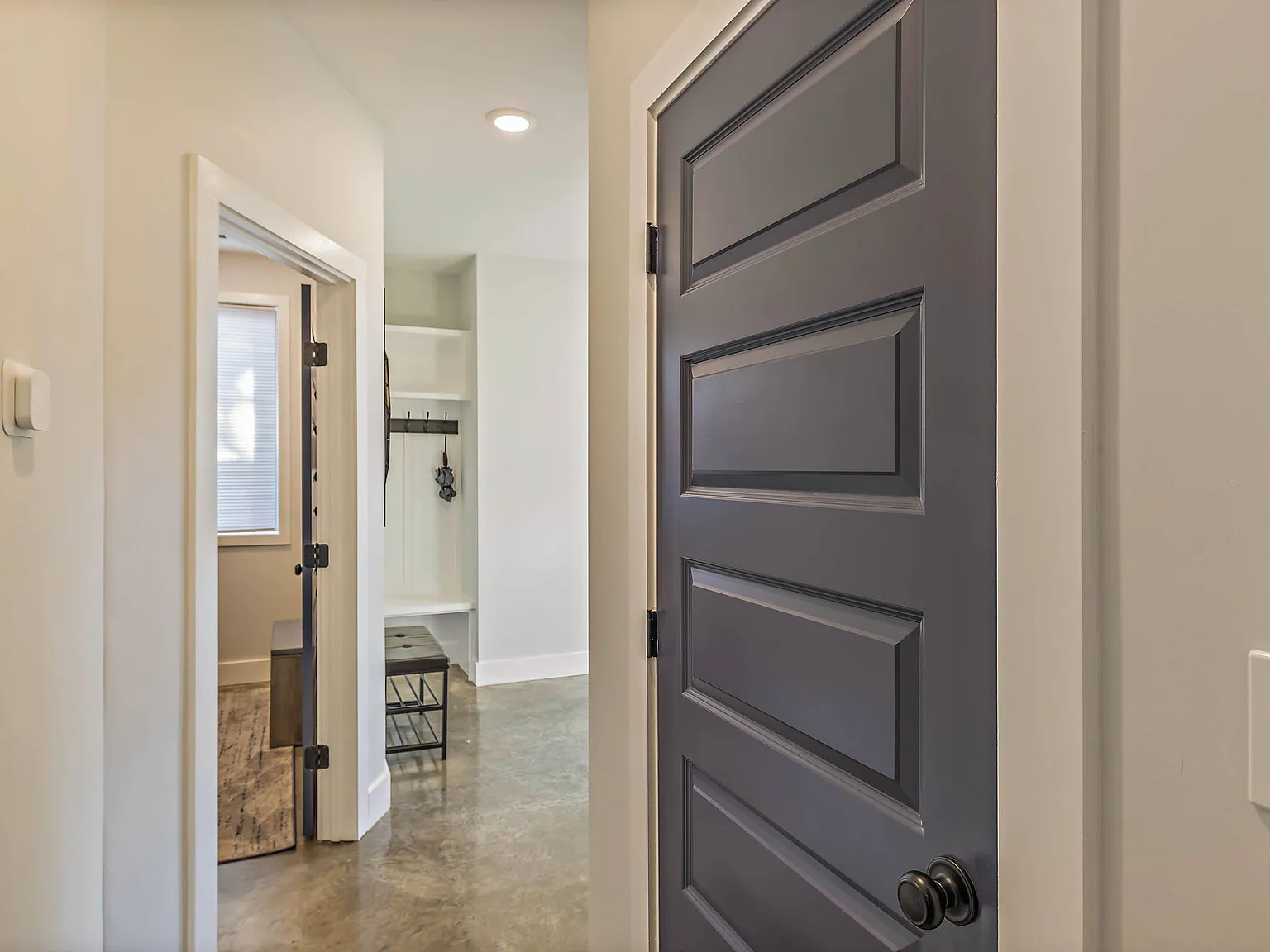 4 bed, 4.5 bath, 2300 sqft, $5,895 — Photo 2