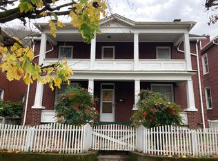 710 Temple St #710, Hinton, WV 25951