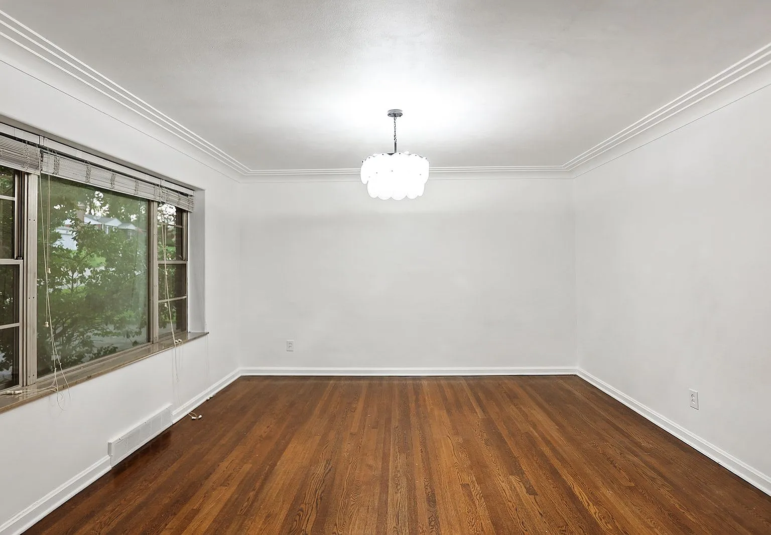 2 bed, 2.0 bath, 1488 sqft, $1,800 — Photo 4